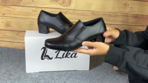 Lika Glady - Sepatu Pantofel Wanita Kulit Heels Formal Kerja Resleting Hitam Hak 5 Cm