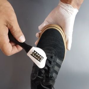 SIKAT SEPATU SUEDE & SIKAT JAKET TAS PRODUK KULIT BERBAHAN SUEDE DAN NUBUCK SHOE BRUSH