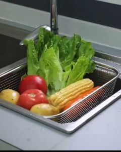 Rổ inox vuông chữ nhật loại dày rổ inox loại 1 dày dặn sáng bóng lỗ nhỏ thích hợp chứa tất cả mọi loại thực phẩm