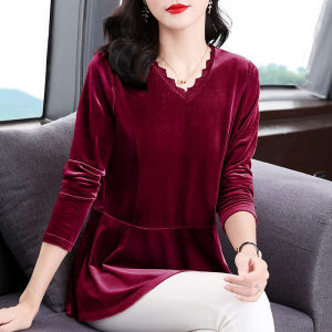 เสื้อยืดกำมะหยี่คอวีสีแดงขนาดใหญ่สำหรับผู้หญิงใหม่ความยาวปานกลางทองสำหรับฤดูใบไม้ผลิและฤดูใบไม้ร่วง