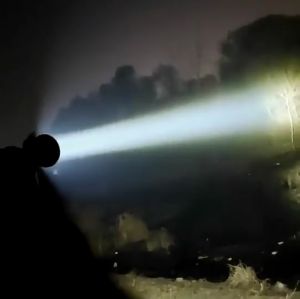 CRX ฟังก์ชันการชาร์จมือถือฉุกเฉิน ไฟฉายคาดหัว P70 แสงไฟที่สว่างเป็นพิเศษ ระยะพันเมตร การตรวจจับด้วยท่าทาง กลางคืนกลายเป็นกลางวัน P500