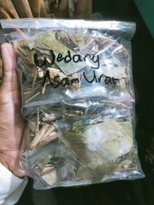 Wedang asam urat - isi 10 bungkus - rempah racikan asam urat - ramuan tradisional detok asam urat