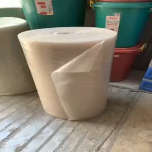 Britex CLEAR BUBBLE WRAP For packaging and wrapping items.