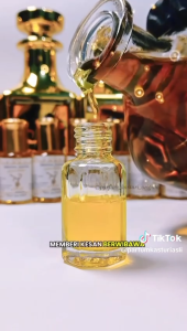 Minyak wangi kasturi kijang murni non alkohol aroma yang segar dan khas tahan lama 24 jam