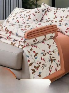 Skin-friendly Summer Air Conditioner Quilt Thin Cool Sensation Washable Polyester Fiber Filled Light Weight Breathable