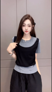 เสื้อยืดสีเทา แขนสั้น คอกลม ต่อเสื้อกล้ามสีดำ เซ็ต2ชิ้น (ติดกัน) ผ้า Cotton นุ่ม สไตล์สตรีท เสื้อยืดผู้หญิงแขนสั้น #6003