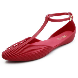Plastic Roman Style Sandals Womens Summer Flat Low Heel Soft Bottom Hollow out Head Covering Beach Shoes Vintage Jelly Shoes
