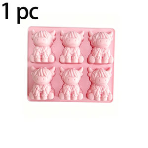 Mini Highland Cow Ice Cube Mold 3D Cute Silicone Ice Tray for Whiskey Cocktails Coffee Reusable Cow-shaped Ice Mold for Drin