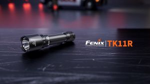 Đèn pin FENIX TK11R độ sáng 1600 lumen chiếu xa 420m pin sạc 18650 USB-C công tắc đuôi kép phản ứng nhanh