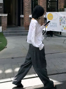 เสื้อเชิ้ตผู้หญิงแขนยาวสั้นสไตล์เกาหลี Nanni เสื้อคลุมกันหนาวแบบสวมหัวสีพื้น ทรงเข้ารูป ฤดูใบไม้ร่วง 2025 ใหม่ล่าสุด