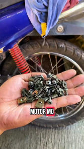 10PCS Metal U-Type Clip Self-Tapping Clips for Car Bumper Fender Fasteners Car Motorcycle Metal Screw Fastener Clips U-Type Clip Anti-rust Protection Self-tapping Bumper Fastener Clip