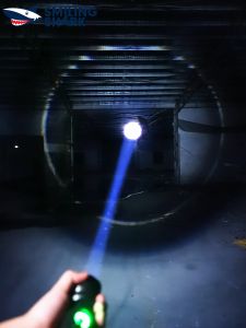 Smiling Shark SD7172 USB Rechargeable Flashlight Led M80 Super Bright Waterproof Torch Light for Outdoor Hiking Camping Emergency Lighting