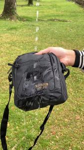 RJMEDIA Tas Selempang Wizz Waterproof Cewek Cowok Warna Hitam Bahan Anti Air Slingbag Anak Muda