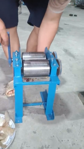 Máy thái bì heo quay tay - Máy thái bì heo thành sợi mỏng 1mm
