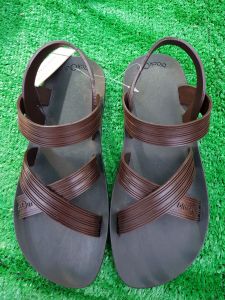 Black out Shoes ทำจากยางพารา 100%