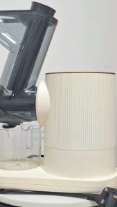 Giselle 2 in 1 Big Mouth Multi-Application Masticating Juicer - (KEA0357CR)