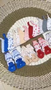 3 Pasang Sarung Tangan Sarung Kaki 3 Pcs Topi Bayi Newborn 0-3 Bulan Bayi Baru Lahir