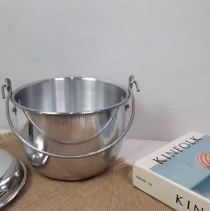 หม้ออวย มี 7 ขนาด อลูมิเนียม หม้อหูหิ้ว หม้ออวยใส่น้ำมัน หม้อหู โบราณ สไตล์วินเทจ