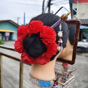 ยางรัด ดอกดาวเรือง ยางรัดติดดอกดาวเรืองชายอุบะ ชายอุบะ (เซ็ตยางรัดดอกดาวเรือง+ปิ่น) มีหลายแบบหลายเซ็ตให้เลือก พร้อมส่ง