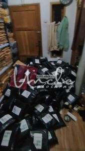 Viral!!! Jaket Zipper Pria Distro Uncle.Clothing Warna Hitam & Sweater Resleting Good Luck - Baru 2024