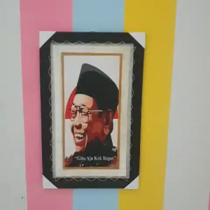 Hiasan Dinding Lukisan Gus Dur  Jumbo Sablon Asli Kulit KAmbing