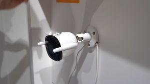 รุ่น F42FEP กล้องกันน้ำ Bullet 2รุ่น - กล้องวงจรปิด สปอร์ตไลท์ การเขียน IP67 และภาพชัดสดใส 24ชม