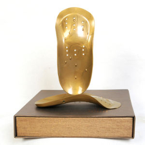 Bone Right Base Flat Foot Shoe Inserts Outer Eight X-Shape Leg Arch Support Massaging Insoles for Men And Women