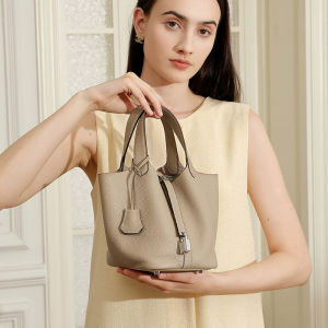 BeeGreen กระเป๋าถือหนังแท้ขนาดเล็กของผู้หญิงกระเป๋าถังฮาร์ดแวร์สีเงินกระเป๋าเอกสารประจำวันพร้อม Dalaman Tas ที่ถอดออกได้