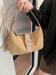 กระเป๋าสะพายข้างผู้หญิงหนังวัวสีน้ำตาลครีมทรงเก่าแฟชั่นฤดูใบไม้ร่วงปี 2024 กระเป๋าสะพายข้างแบบลำลองสำหรับการเดินทาง