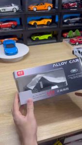 Mô Hình Xe Ôtô Kim Loại 1/24 Siêu RANGE ROVER 2022 Dùng Để Trưng Bày Bàn Làm Việc Làm Đồ Chơi Trẻ Em
