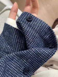 เสื้อเชิ้ตผู้หญิงสไตล์เกาหลีฤดูใบไม้ผลิและฤดูใบไม้ร่วง ทรงหลวมสบายๆ ผ้าฝ้ายผสมโพลีเอสเตอร์ แขนยาว ปกโปโล กระดุมหลายตัว