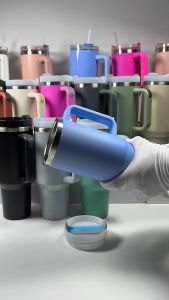 Tumbler With Handle 40 oz Travel Mug Straw Covers Cup with Lid Insulated Quencher Stainless Steel Water Iced Tea Coffee Stanley Inspired Water Bottle Insulation Double Wall Keep Hot and Cold