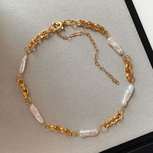 CAFFTI | Natural Freshwater Pearl and Metal Necklace for Layering