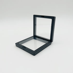 Chuzai Titanium Steel Necklace Couple Pendant Accessories Lightweight Original Design Mens Version of the Small Waist Trend