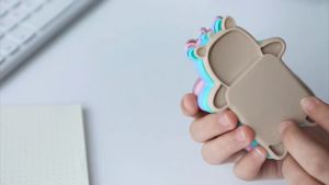 Móc khóa xe máy ô tô hình máy tính tiền mini bỏ túi có thể sử dụng để tính toán đơn giản