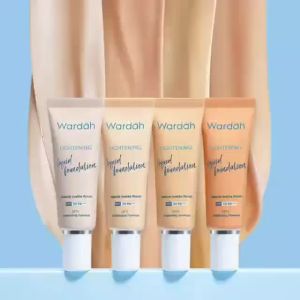Wardah Lightening Liquid Foundation || 25ml || 6ml