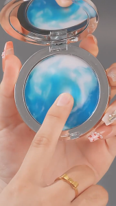 【FREE PUFF】OCHEALBlue Sky Cloud Makeup Powder Makeup Cream Compact Powder Oil Control Natural Nude Long Lasting Pressed Powder