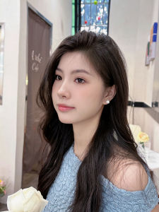 Elegant Pearl Stud Earrings Womens Unique Design Titanium Steel Fashionable Celebrity 2023 New Trending Ear Jewelry