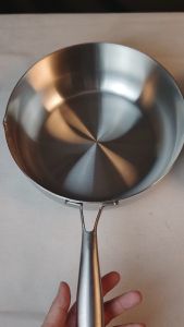 Chảo inox chống dính sâu lòng SEKA chảo inox đa lớp nguyên khối tặng vỉ gác dầu dùng mọi bếp chống dính tự thân