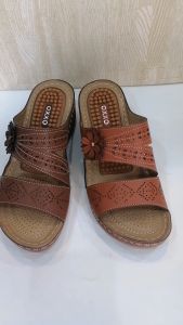 [ส่งเร็วพิเศษ!] 8am รองเท้าเพื่อสุขภาพ รองเท้าส้นเตารีดแบบสวม งานเย็บมือทนทาน สวมใส่สบาย น้ำหนักเบามาก 1A6155