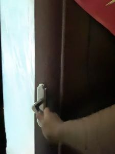 พร้อมส่ง!!พลาสติกปิดกันฝุ่น ชนิดมีเทปกาวใน เทปฟิล์มสำหรับงานพ่นสี ชนิดมีเทปกาวในตัว