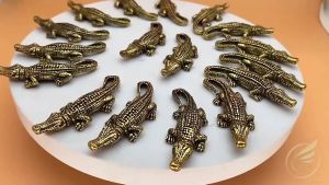 Decor Mini Móc Khóa Hình Cá Sấu Tượng Đồng Nhỏ Trang Trí Thủy Sinh Tiểu Cảnh Bằng Đồng Thau - Đồ Đồng Thuận Tâm