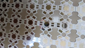 Mạch led đơn RGB 4 chân 20mm đế led 3 kênh dùng cho đèn led RGB Luxeon mạch chuẩn dày ít hao nguồn tối ưu hiệu năng. Combo 5 cái