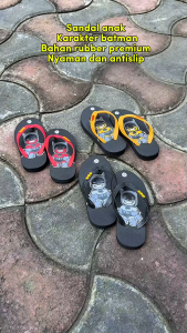 Sandal Bat Batman Anak Laki-Laki Motif Karakter Tumit Tinggi Warna Hitam Size 21-30