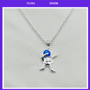 FLORA 0032M - [Có bán lẻ] Dây chuyền bạc ta mặt hình phi hành gia dành cho bé trai