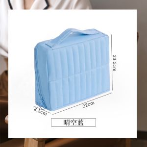 Standing Travel Makeup Bag Large Capacity Multi-Functional Skincare Storage Bag Portable Durable Polyester Cosmetic Bag for Women