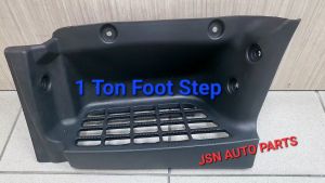 J119S06 MITSUBISHI FUSO CANTER FE71 1 TON FE83 3 TON FOOT STEP COVER SIDE STEP PLATIC PEMIJAK KAKI