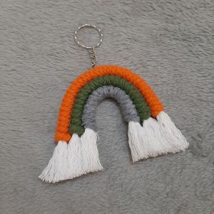 mini rainbow macrame keychain gantungan kunci mini macrame rainbow