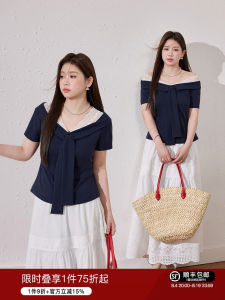 Youthful Lace Insert College Style Slim Fit T-Shirt
