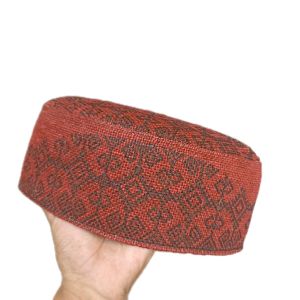 Peci Kopiah Goni Motif Batik Merah Bata Tinggi 9cm